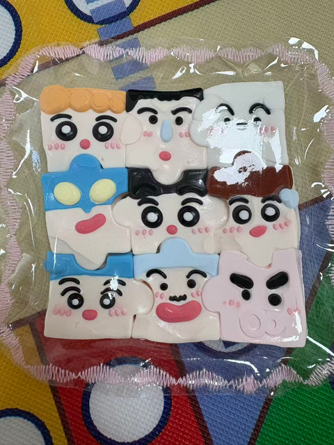 [Crayon] series squeeze water feeling slow rebound toy reduce pressure handmade creative design children's toys cute link pressure
