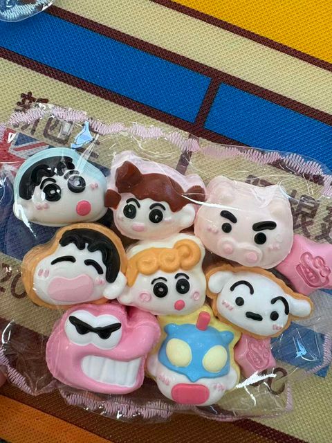 [Crayon] Avatar linkage series pinch water feeling slow rebound toy reduce pressure handmade creative design children's toys cute link pressure