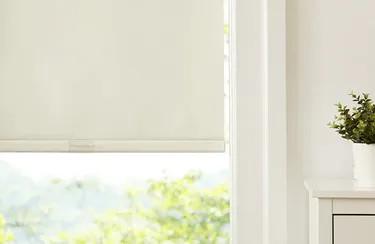 How to Combine Curtains and Shades: The Perfect Window