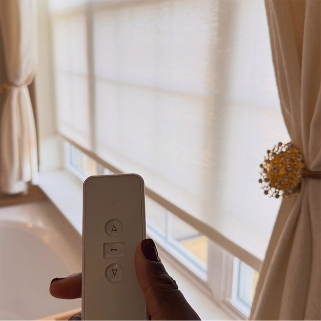 Motorized Modern Textured Roller Shades