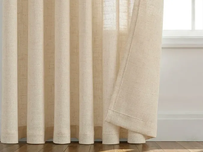 Lining curtains