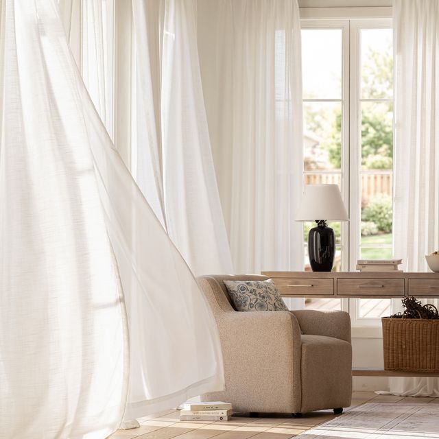 Lumyn Casual-Weave Sheer Curtain
