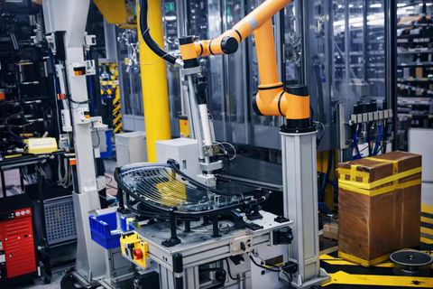 AUBO-i10 Collaborative Robot for Gluing, Machine Tending, Material Handling & Mobile Automation