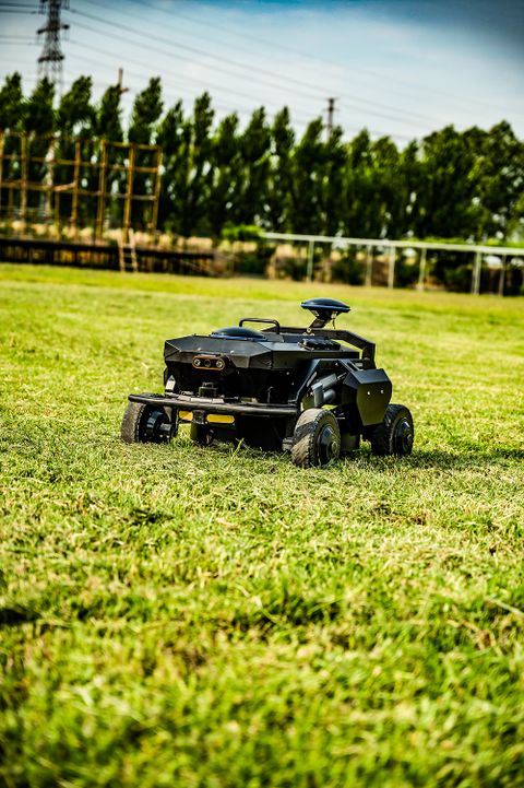 BlackBird R3 Electric Garden Robotic Lawn Mower RTK LiDAR 450mm Cutting Width