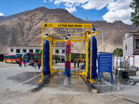 GB-360 Drive-Through Bus Wash System
