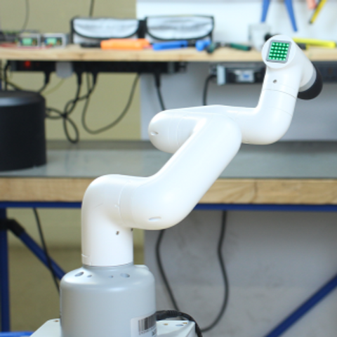 World's Smallest 6-Axis Robot Arm by Elephant Robotics — myCobot 280 Pi & M5