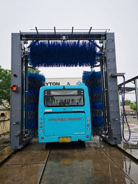 Lyton YD-360 Mobile Bus Wash System