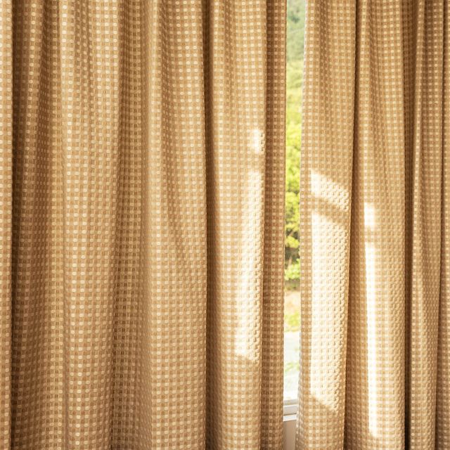 Tailored Texture with Subtle Dimension