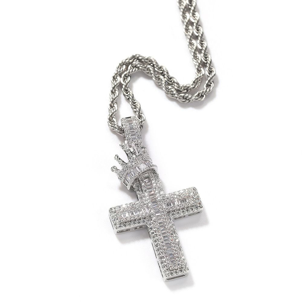 Pendentif croix de couronne de roi glacé et collier de chaîne à maillons cubains de 3 mm à 24 cordes