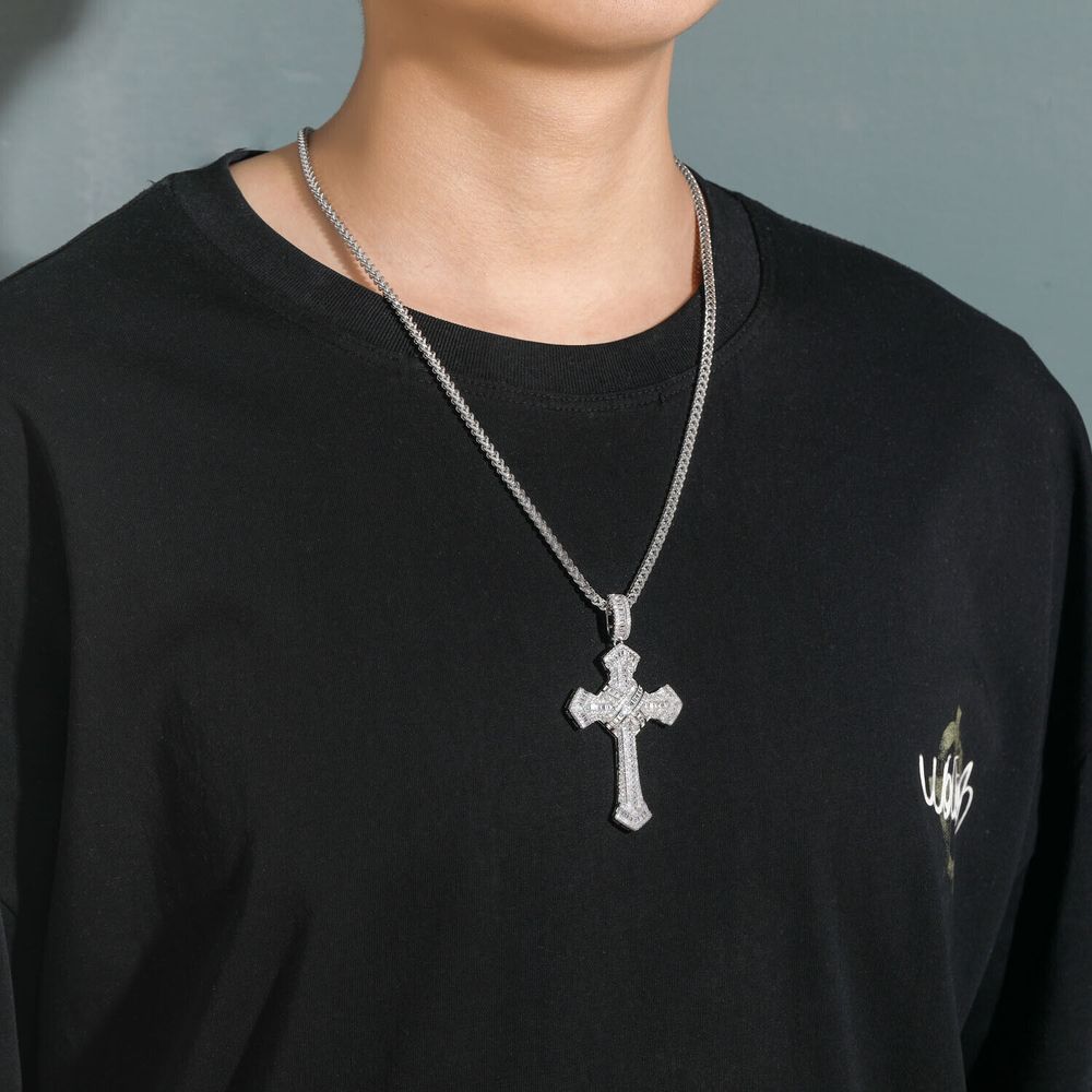 Hip Hop Simple Iced Out Cross Pendant Necklace for Men