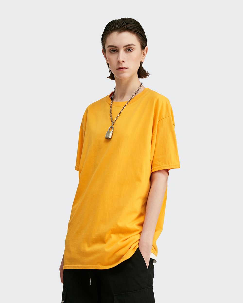Klassisches Comfort Colours T-Shirt mit O-Ausschnitt