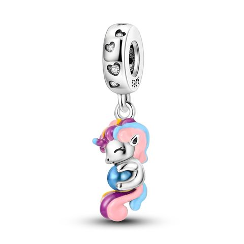 Pendentif licorne perlé