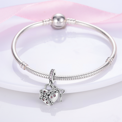 Verschlossene Herz-Charm-Perlen
