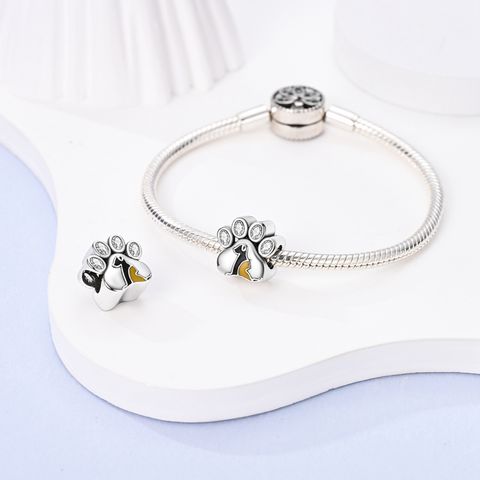 Perles de griffes d&#39;animaux mignonnes