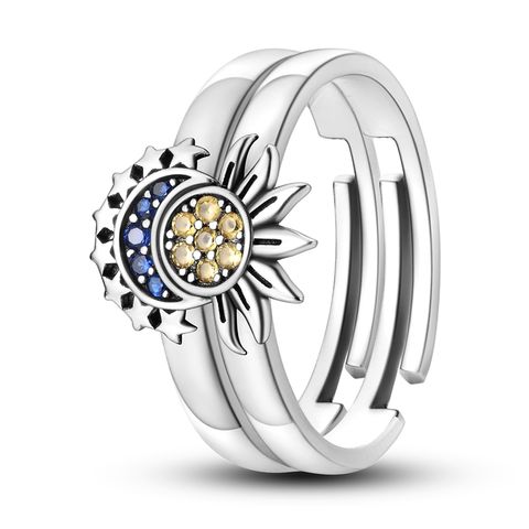 Anillo con combinación de sol, luna y estrella