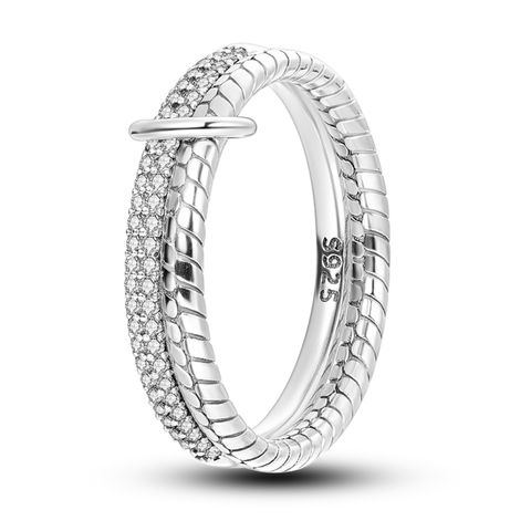 Clasp Double Ring