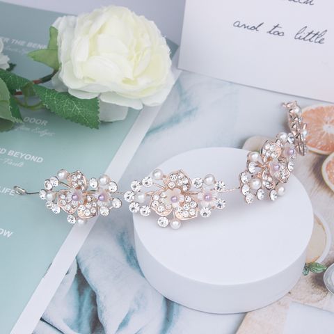 DP B-3978 Estilo de flor de mariposa de diamantes de imitación de aleación