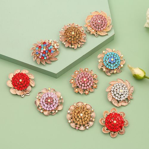 DP Y-40  Alloy colorful rhinestone garland brooch