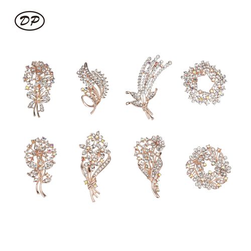 New high quality flower garland brooch shiny luxury alloy rhinestone brooch wholesale