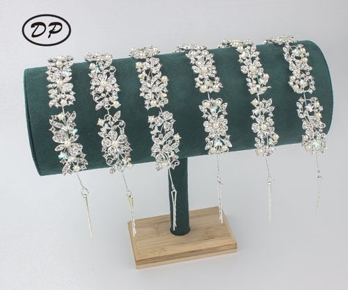 DP E-102 럭셔리 합금 라인석 진주 나비 꽃 헤어 체인