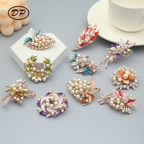 DP Y-29  Alloy rhinestone pearl Bouquet brooch