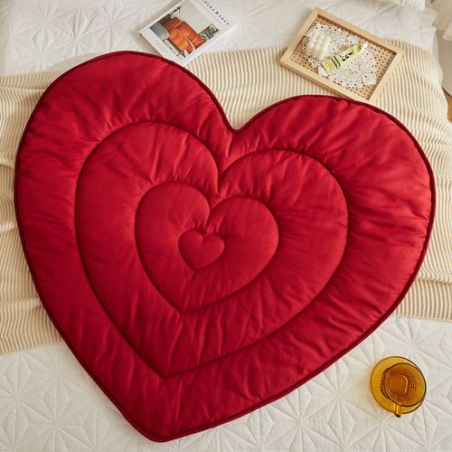 Coperta a forma di amore