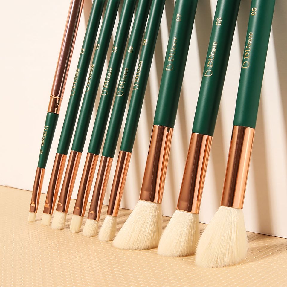 LID LUXE MASTERY Brush Set – Devinah Cosmetics