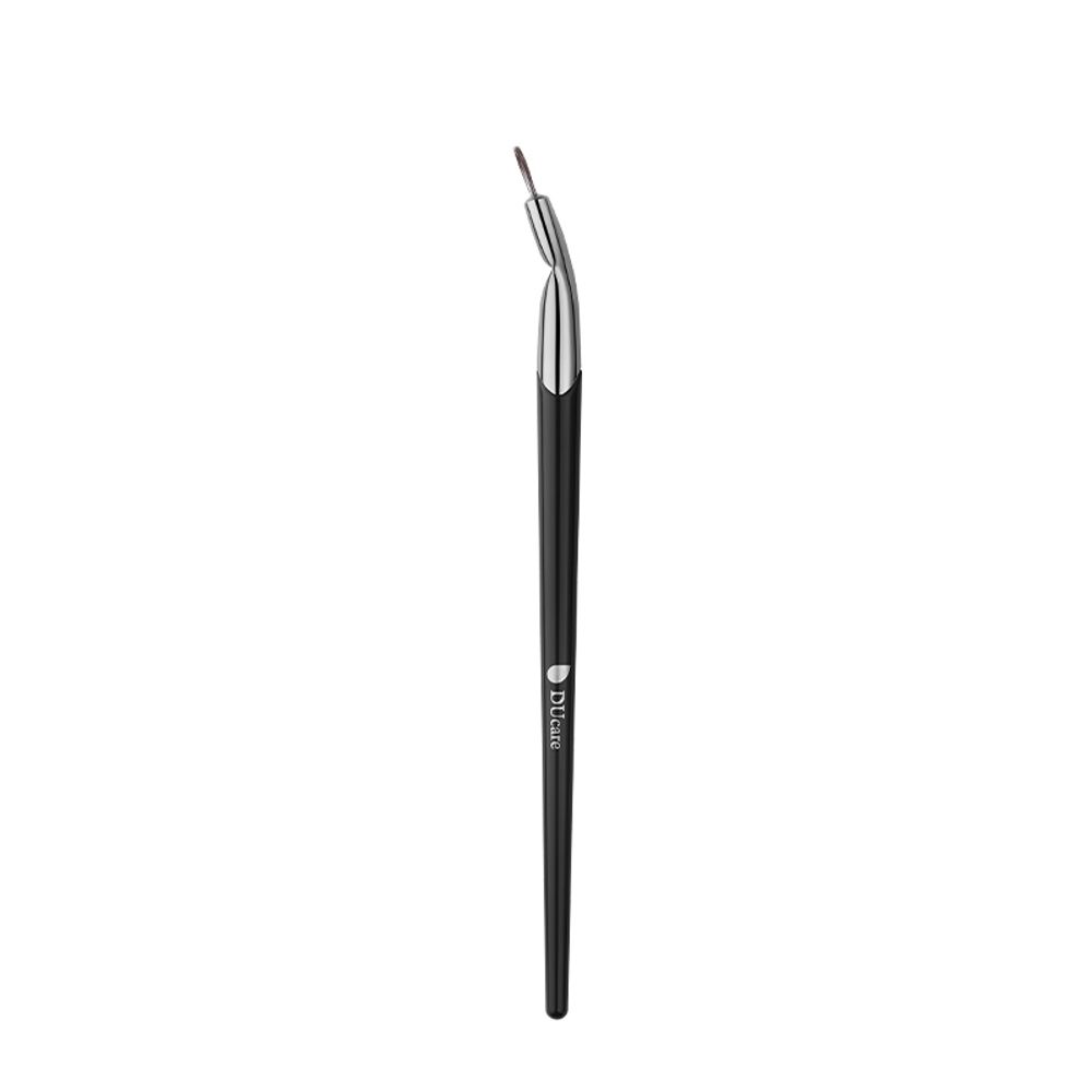 Angled Eyeliner Brush---V04