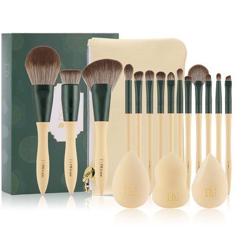 Mojito Natural Touch Face & Eye Brush Set with Makeup Sponges