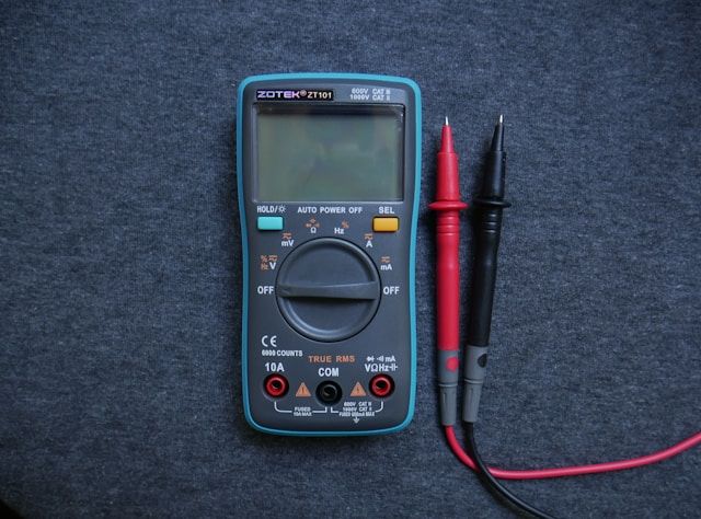 Testing Lithium Battery Capacity with a Multimeter