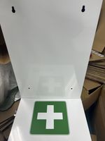 Risen Medical Wall Mount Steel Lockable First Aid Cabinet with medical supplies