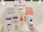 Risen Medical 's wholesale white first aid box with medical supplies