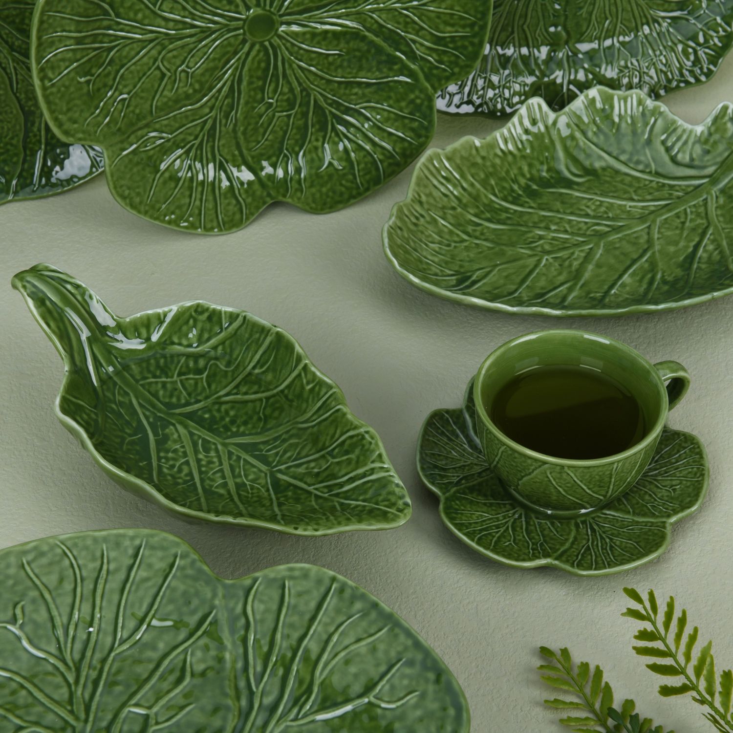 Magnoble green Cabbage Leaf Bowls and cups