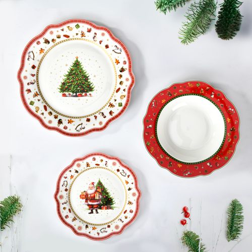 Santa's Delight Dinner Plate