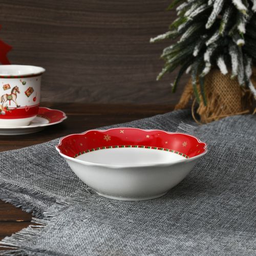 Festive Santa & Tree 9'' Bowl