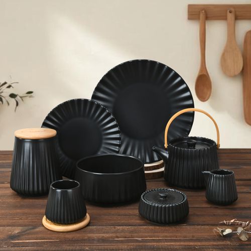 Monochrome Elegance Dinner Set