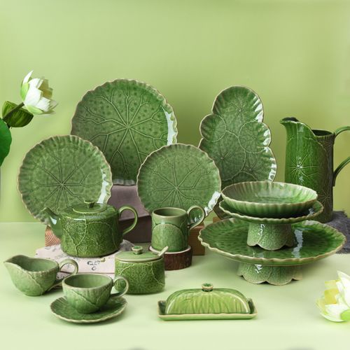 Verdant Lilypad Dinner Set