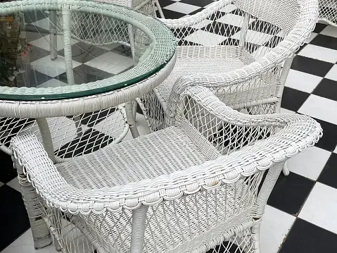 resin wicker furniture