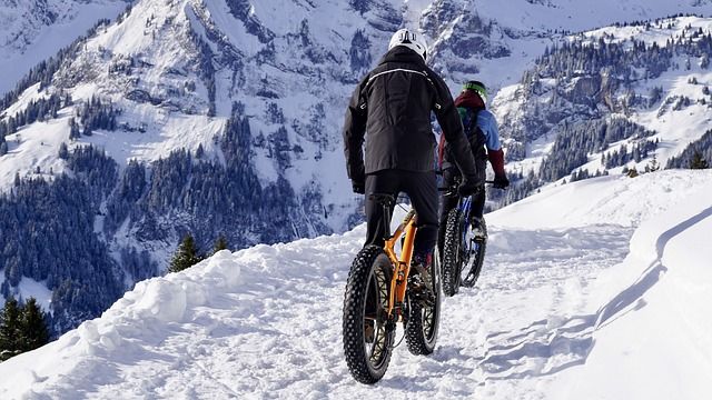 Winter E-Biking: Tips to Conquer the Cold and Stay Safe on Your Electric Bike