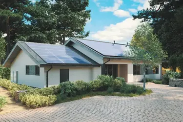 Cost analysis: Solar Batteries vs Traditional Energy Resources