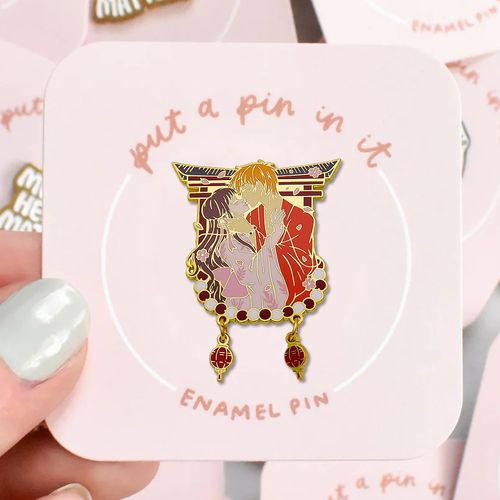 Wholesale Idol Drama Metal Crafts Brooch Fashion Custom Hard Enamel Collar Lapel Pin With Chain For Decoration