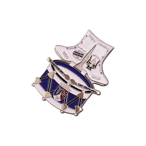 Custom Metal Crafts Design Enamel Pin Logo Blue Musician Instrumentalist Souvenir Badge Pin Send Friend Brooch Lapel Pin