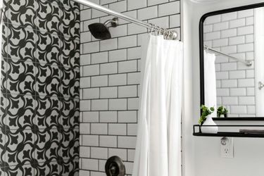 Fiberglass vs Acrylic Shower: Which is Better for Your Bathroom