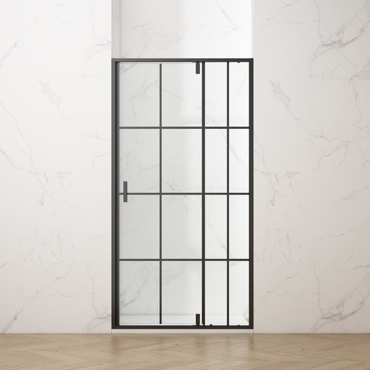 The pivot door from Fusa Shower