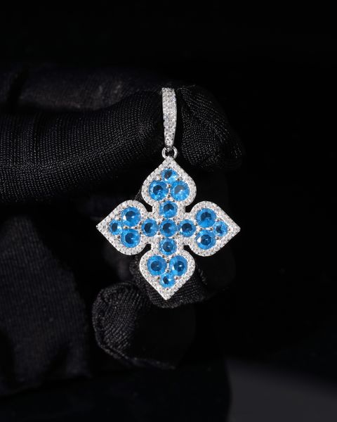 S925 MOISSANITE CLOVER PENDANT-BLUE