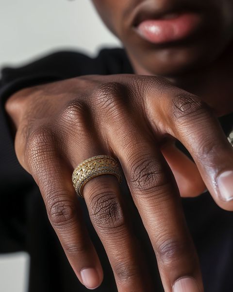 ROTATABLE ICED CUBAN RING - 18K GOLD