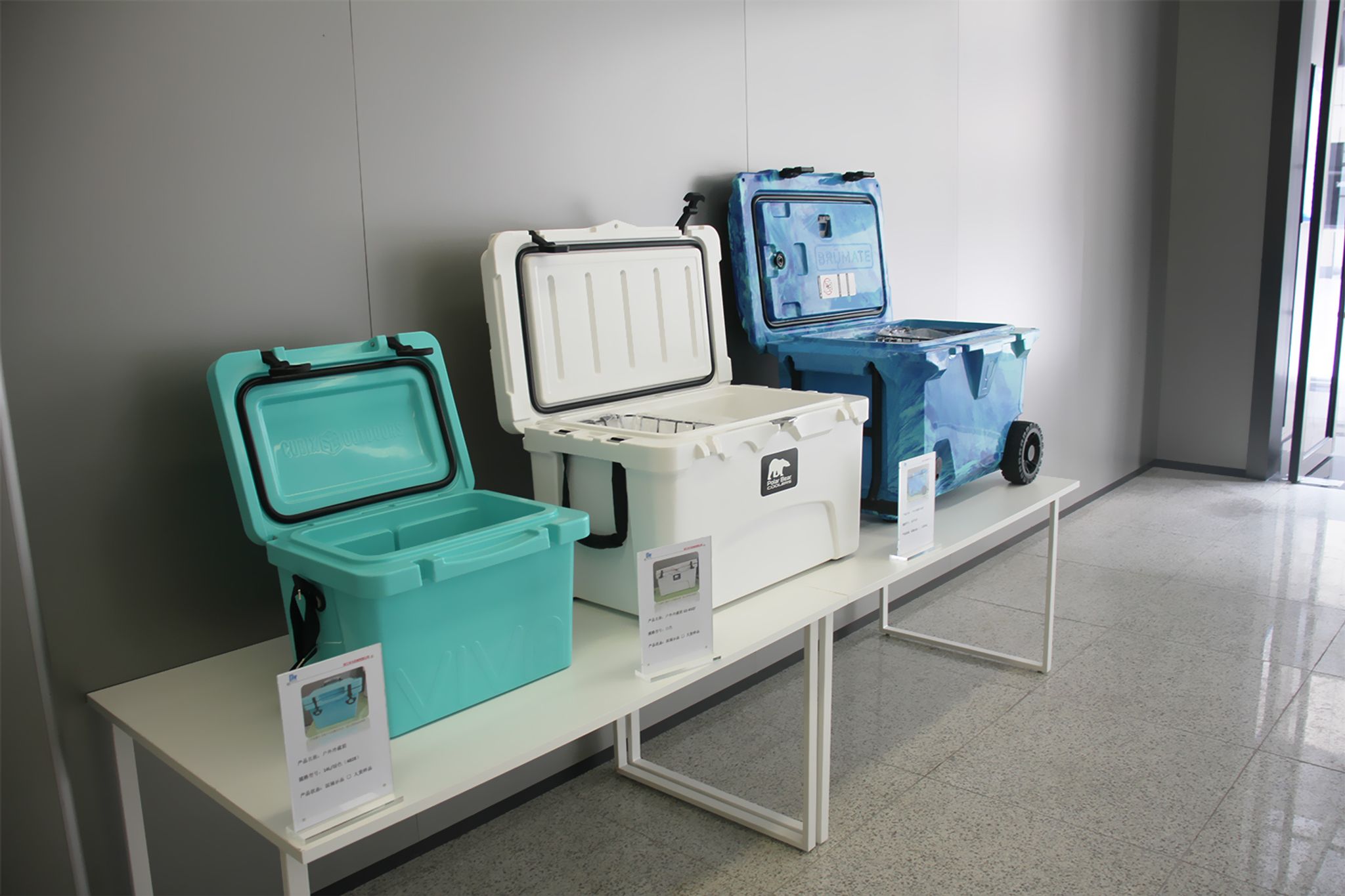Diverse Industry Applications of Rotational Molding Machines