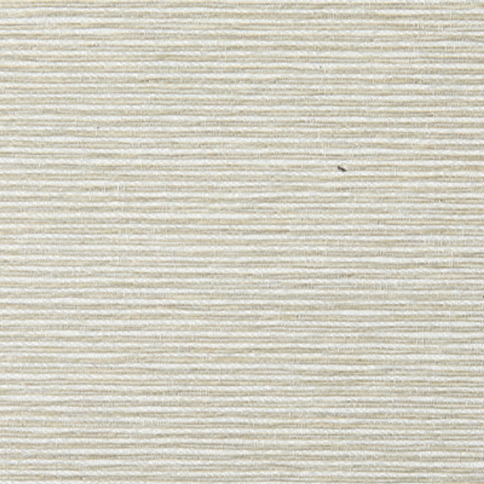 Beige-Blackout